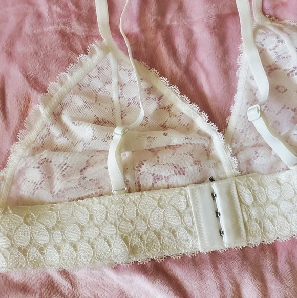 NEW Ivory lace bralette and panty set M - Picture 4 of 6